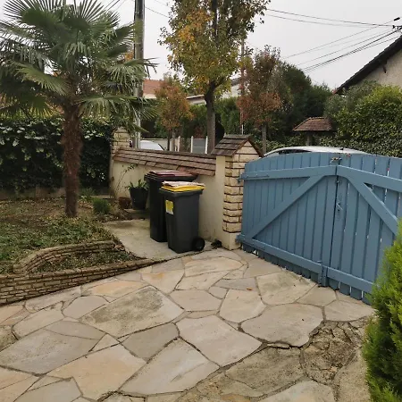 Viry-chatillon: Superbe En Apartman